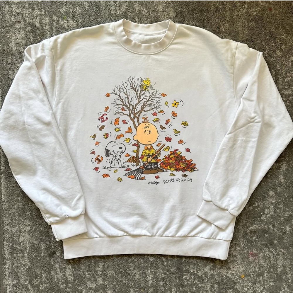NWT Mega Yacht Peanuts Fall Crewneck (Size M)